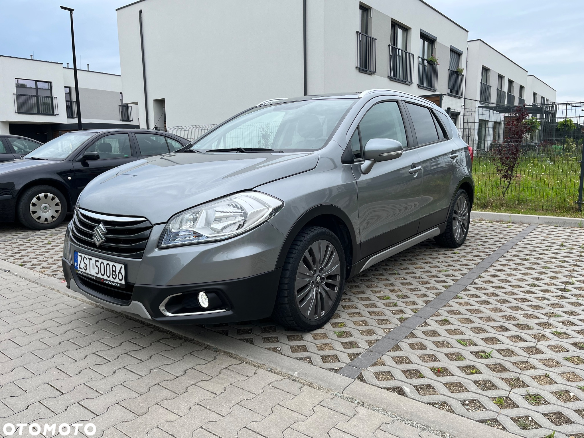 Suzuki SX4 1.6 Premium - 16