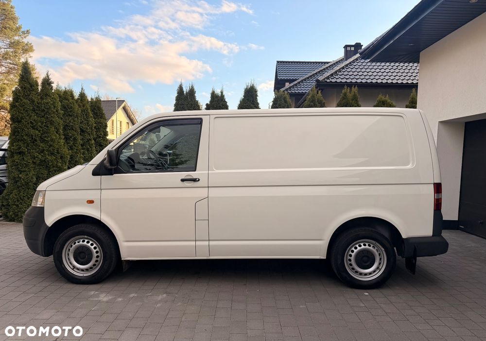 Volkswagen Transporter - 4