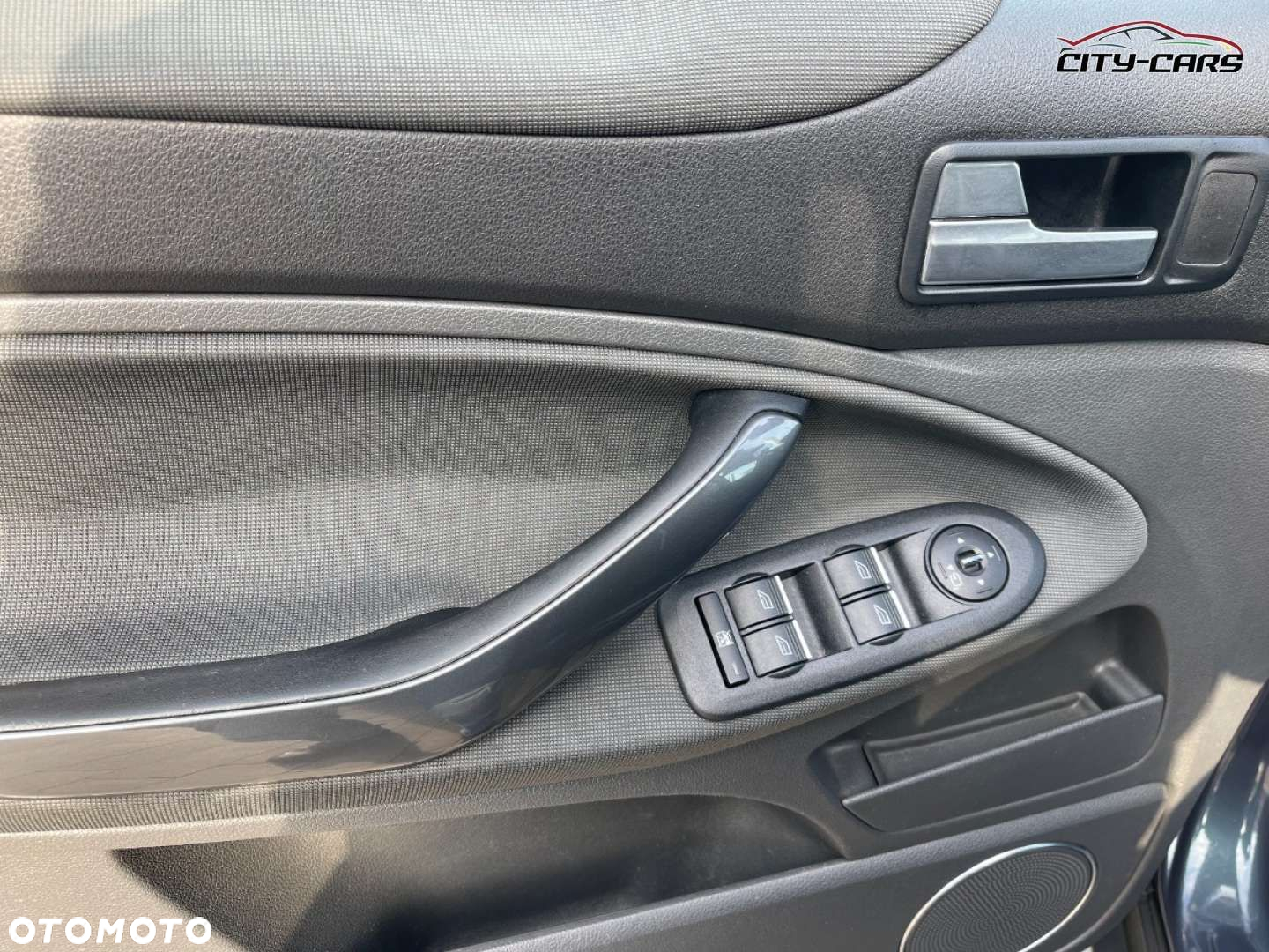 Ford Kuga - 24