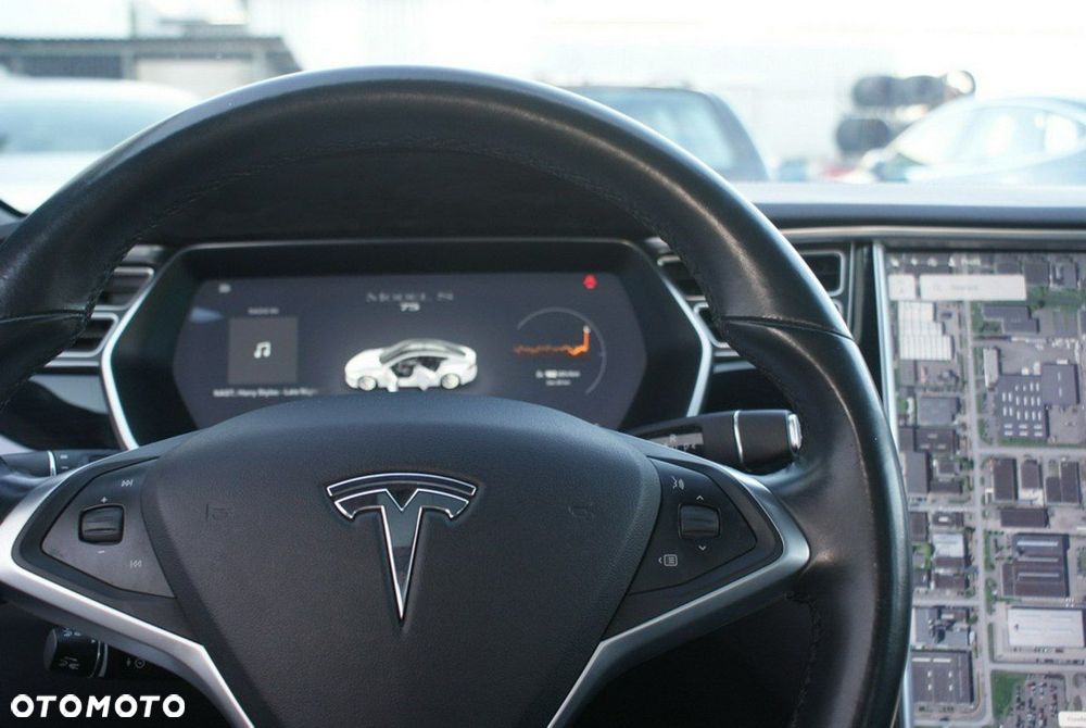 Tesla Model S 75 - 20