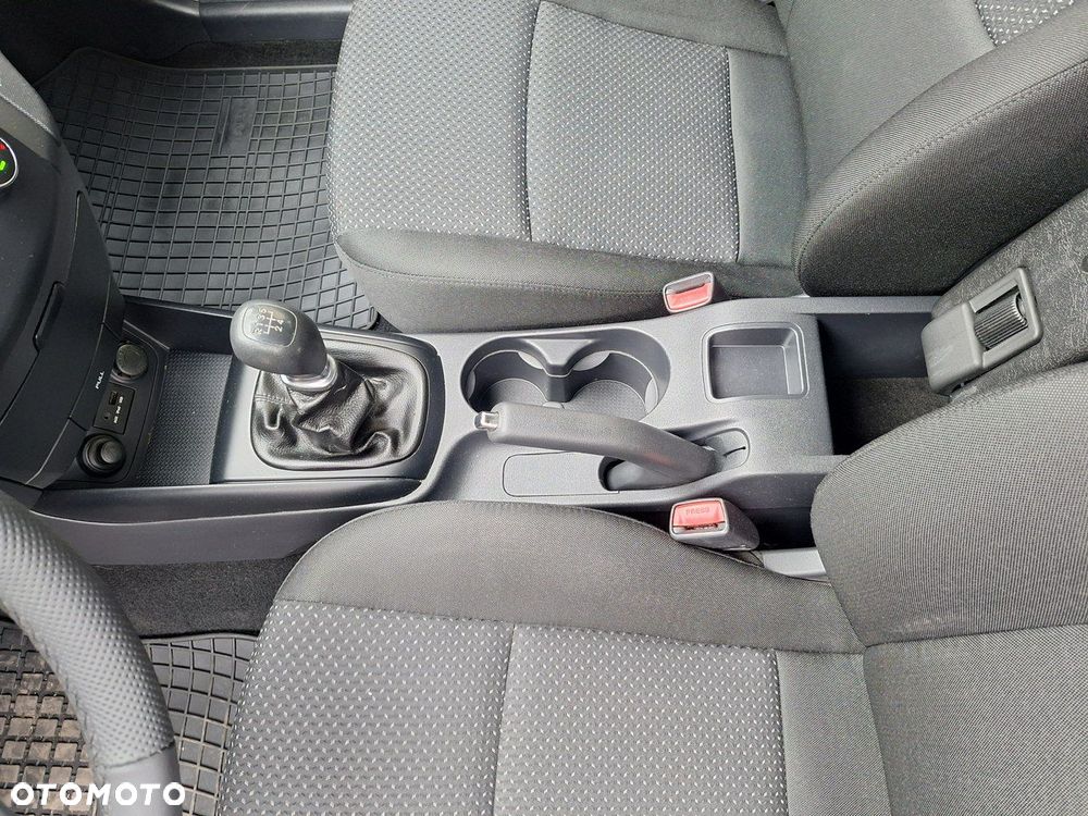 Hyundai i30 1.4 FIFA WM Edition - 18