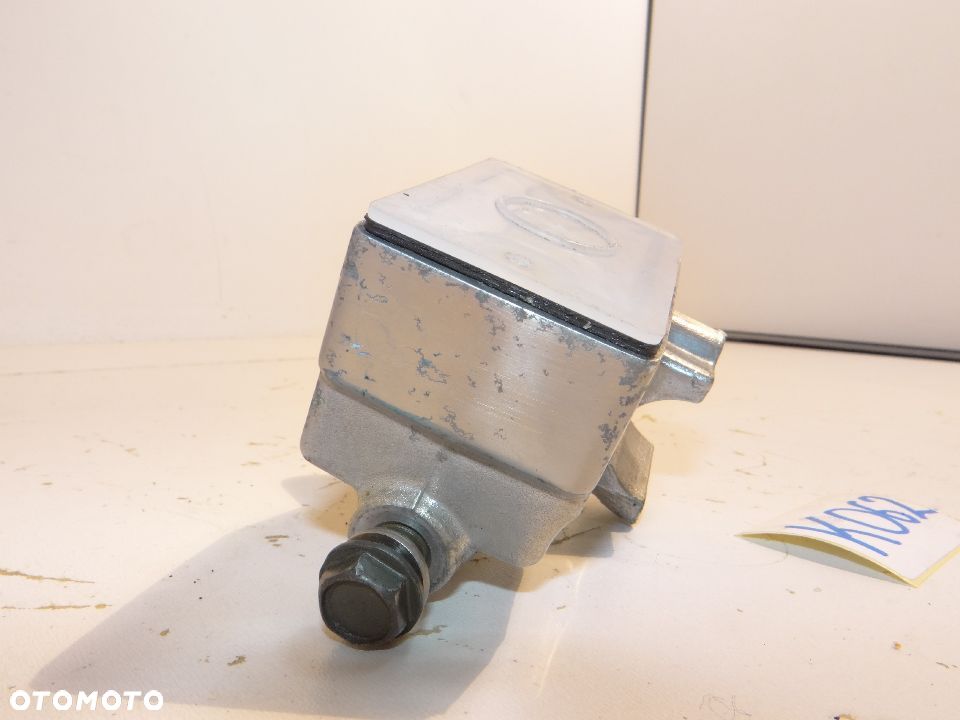 Kawasaki VN 2000 Vulcan Pompa hamulca przód K062 - 4