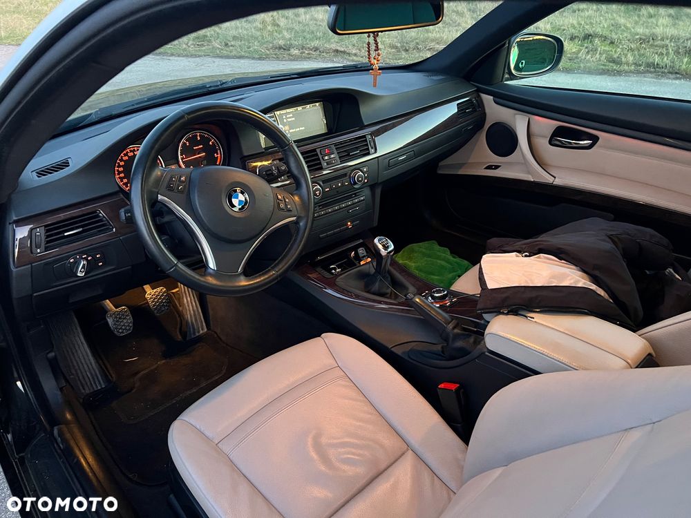 BMW Seria 3 320d - 3