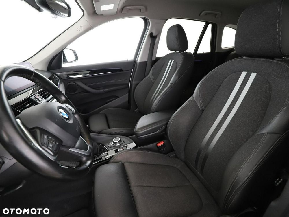 BMW X1 xDrive25e Sport Line - 14