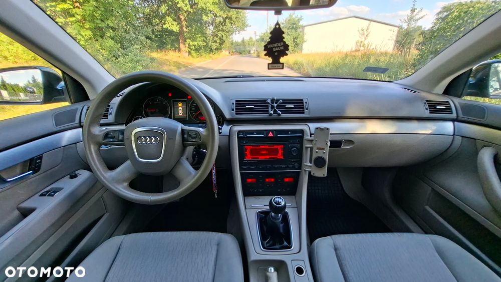Audi A4 Avant - 15
