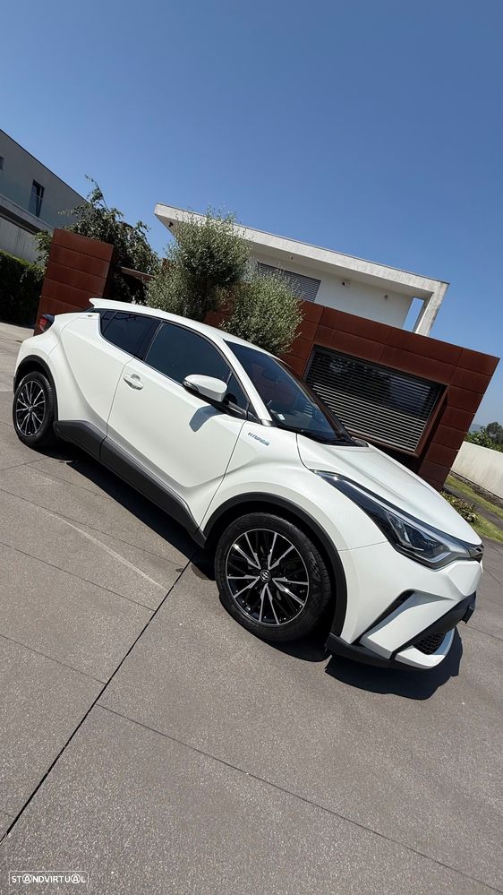 Toyota C-HR 1.8 Hybrid Exclusive - 1