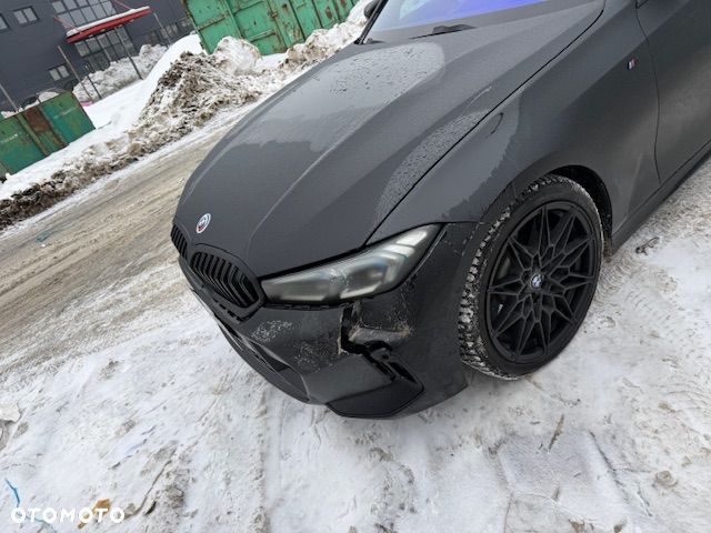 BMW Seria 3 330d xDrive - 4