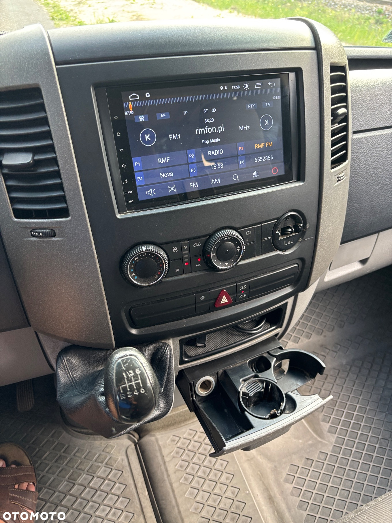 Mercedes-Benz sprinter - 10