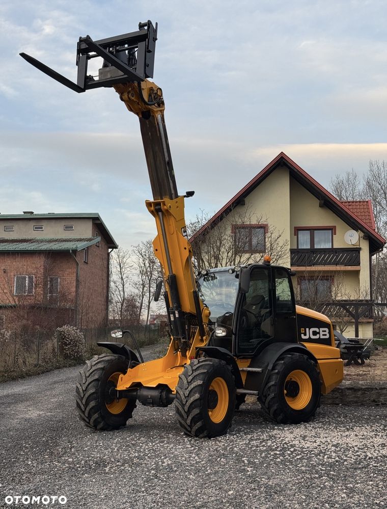JCB TM320 agri - 1