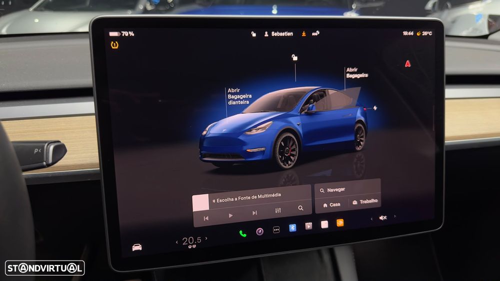 Tesla Model Y Performance Dual Motor AWD - 26