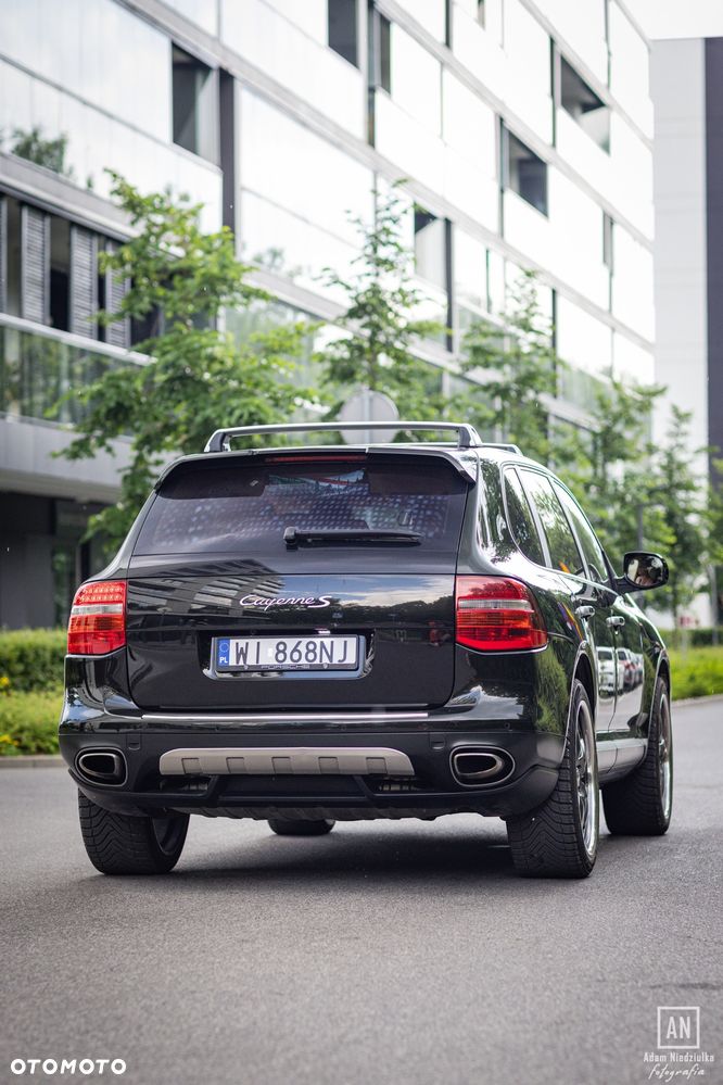 Porsche Cayenne - 15
