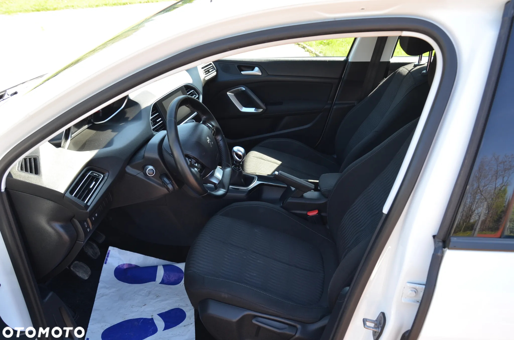 Peugeot 308 1.6 BlueHDi Active S&S - 21