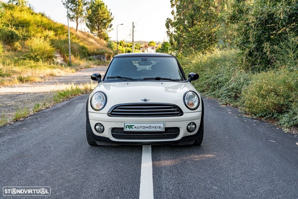 MINI 3 Portas Cooper D - 8