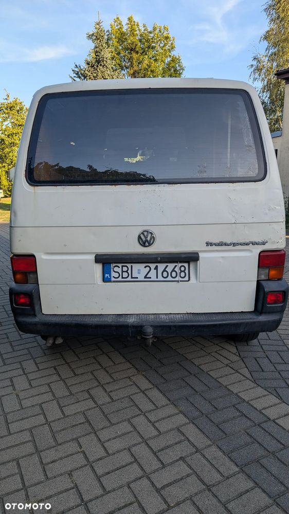 Volkswagen Transporter - 2