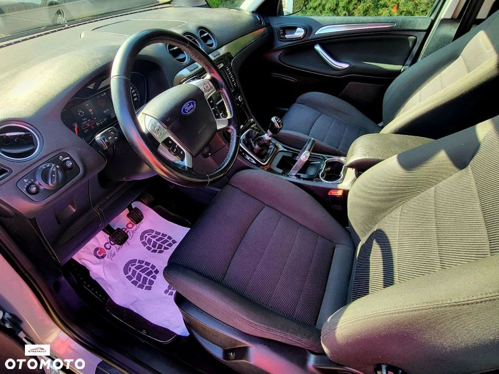 Ford S-Max - 23