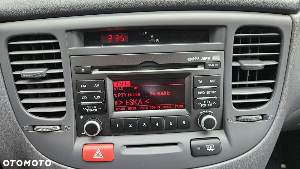 Kia Rio 1.4 Spirit - 24