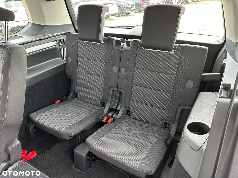 Volkswagen Touran 1.5 TSI EVO Comfortline - 11