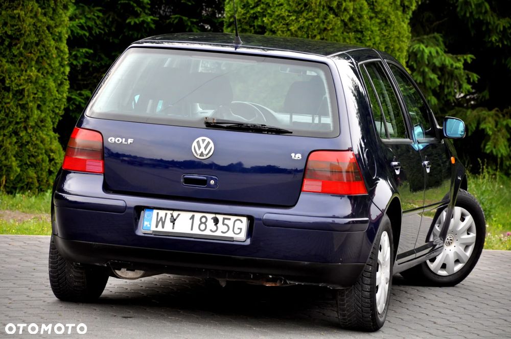 Volkswagen Golf 1.6 Edition - 16