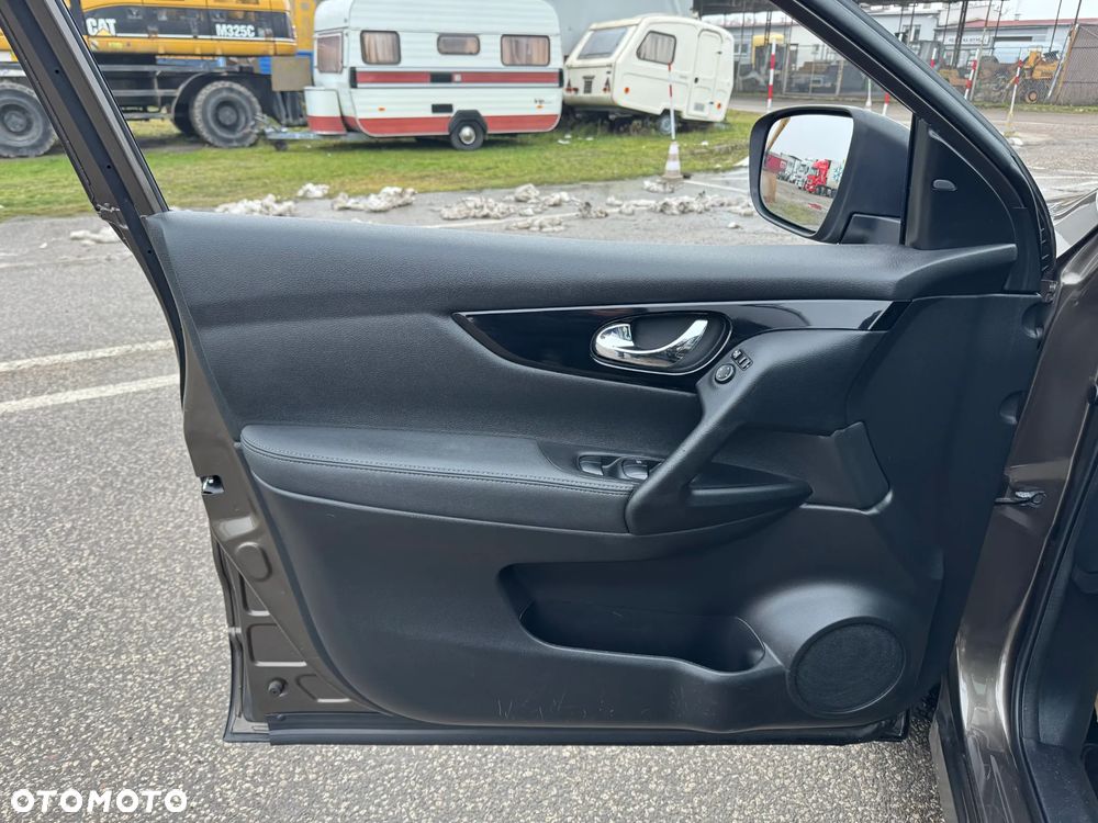 Nissan Qashqai 1.2 DIG-T 360 - 26