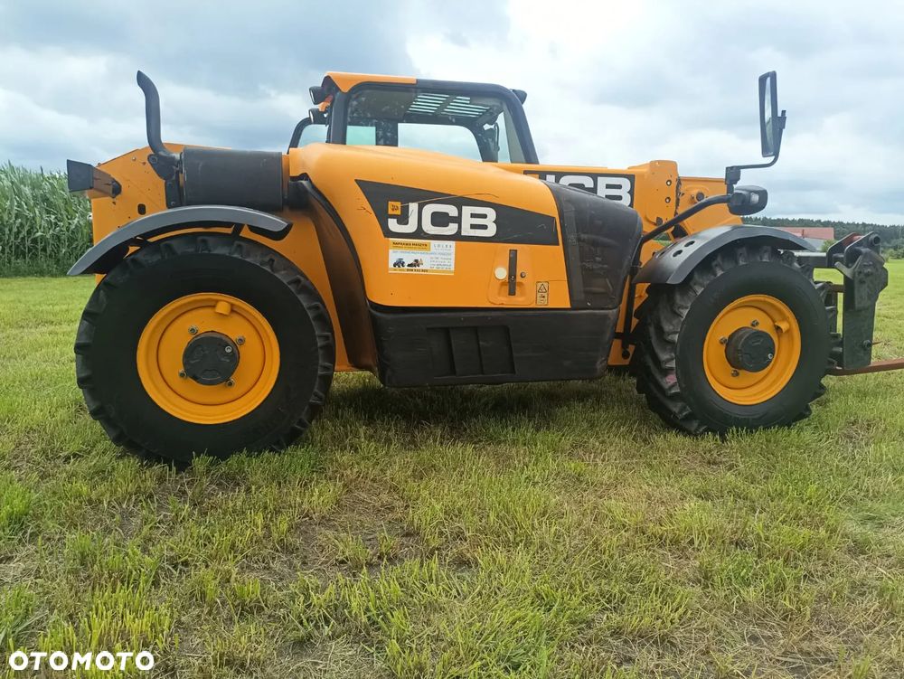 JCB JCB 531-70 AGRI 527/58 - 9