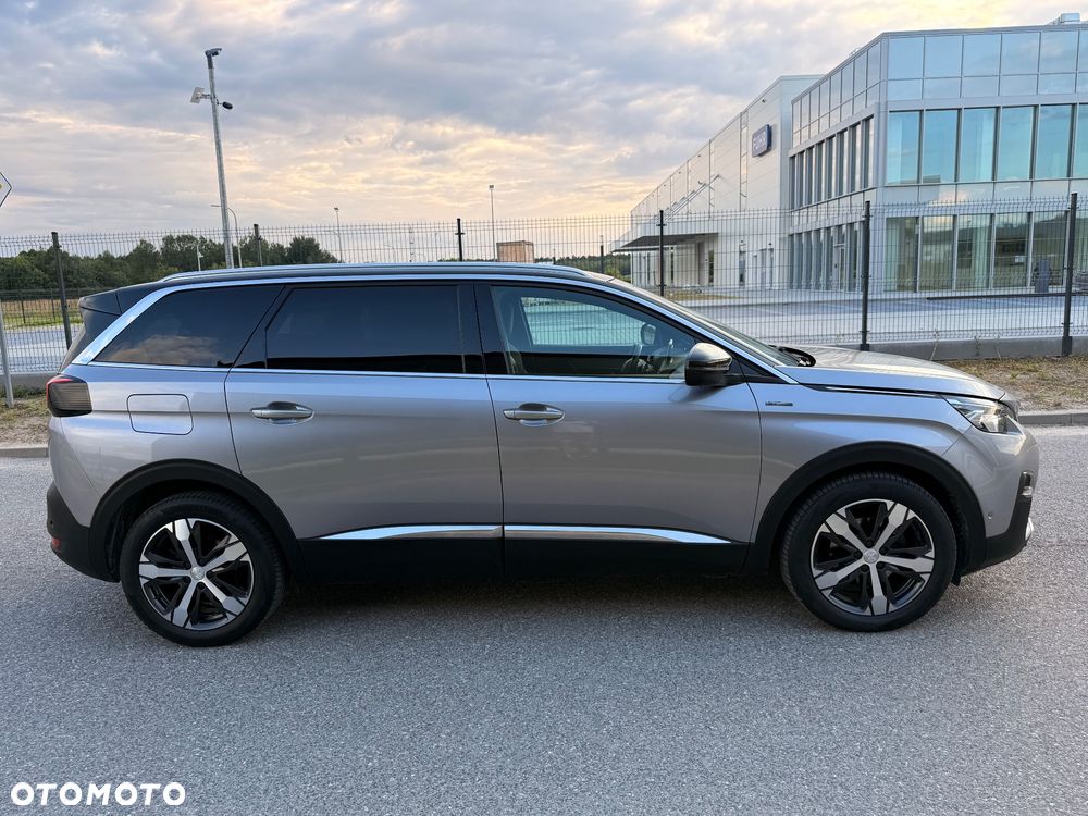 Peugeot 5008 - 9