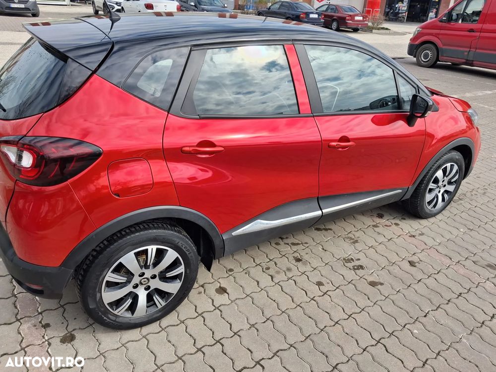 Renault Captur TCe GPF Red Edition - 10