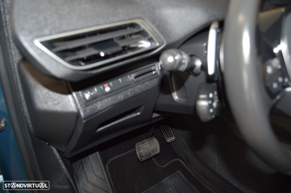 Peugeot 5008 - 19