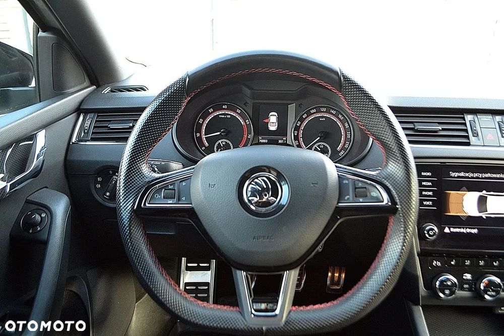 Skoda Octavia 2.0 TSI RS - 17