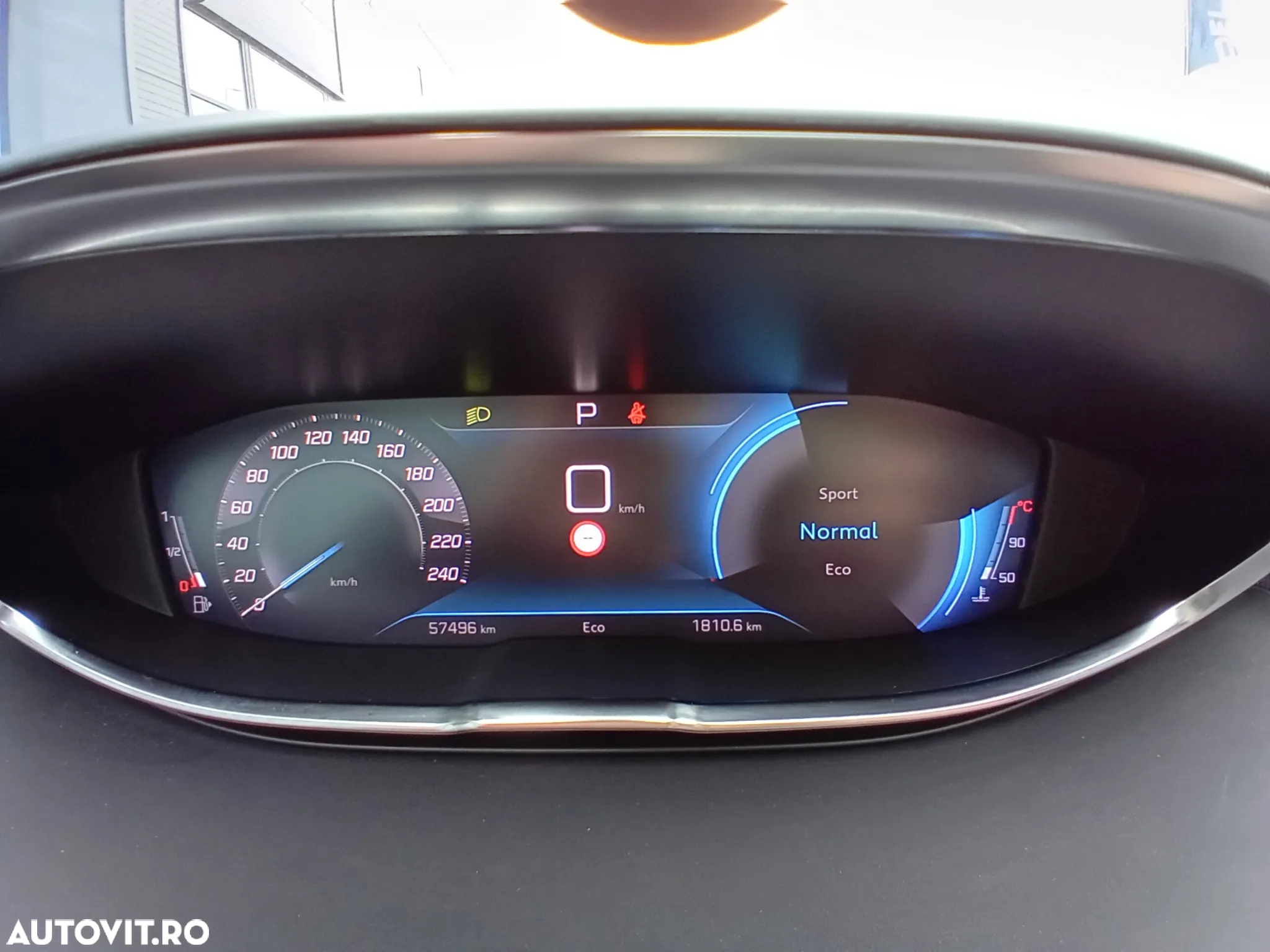 Peugeot 3008 1.2 PureTech 130 EAT8 Active Pack - 34