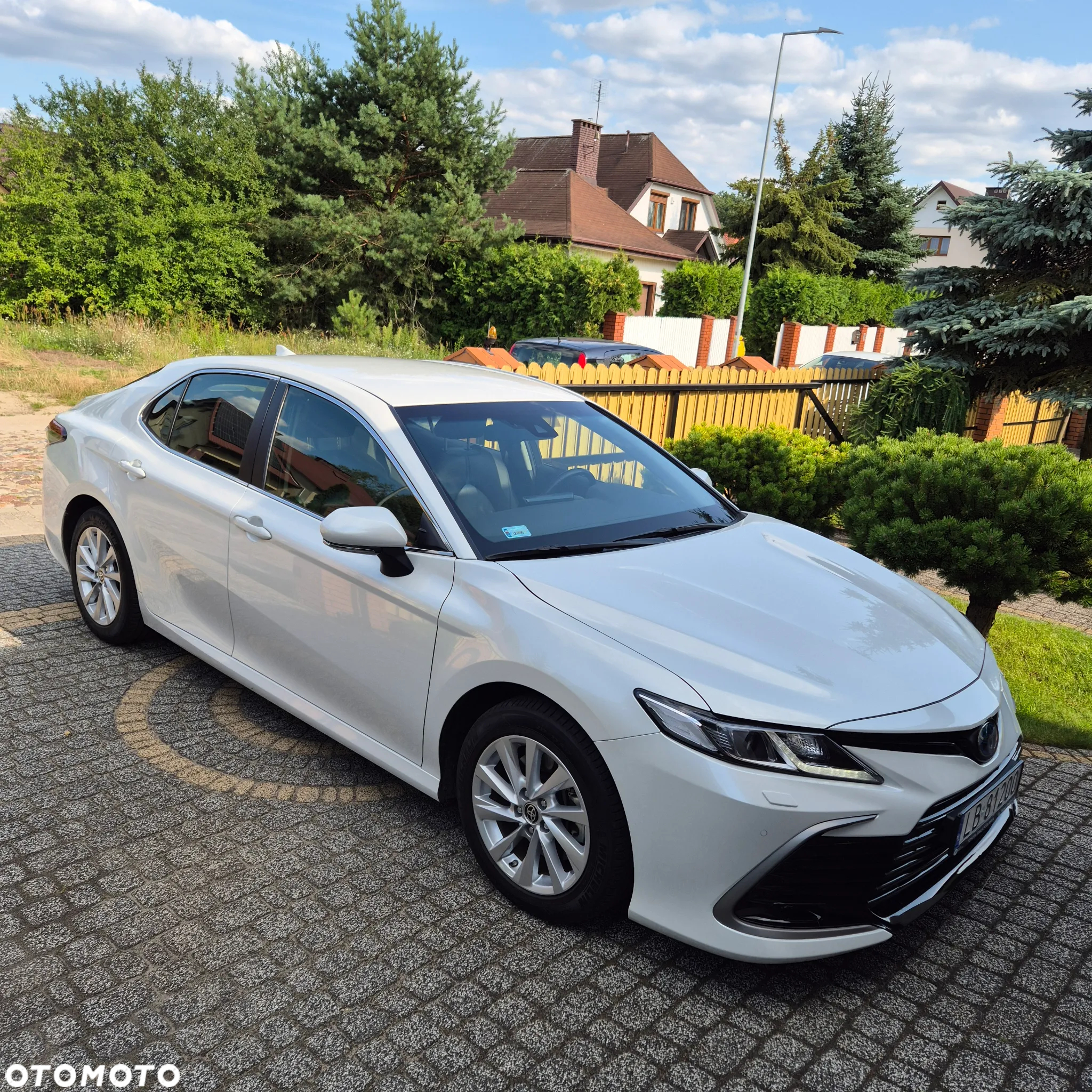 Toyota Camry 2.5 Hybrid Prestige CVT - 3