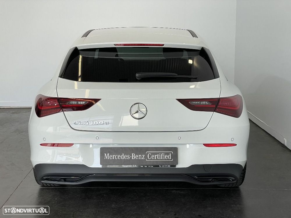 Mercedes-Benz CLA 180 - 4