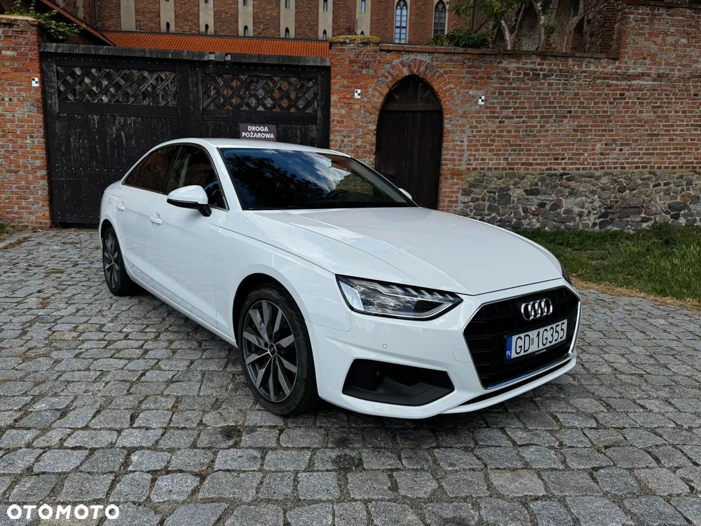 Audi A4 Limousine - 8