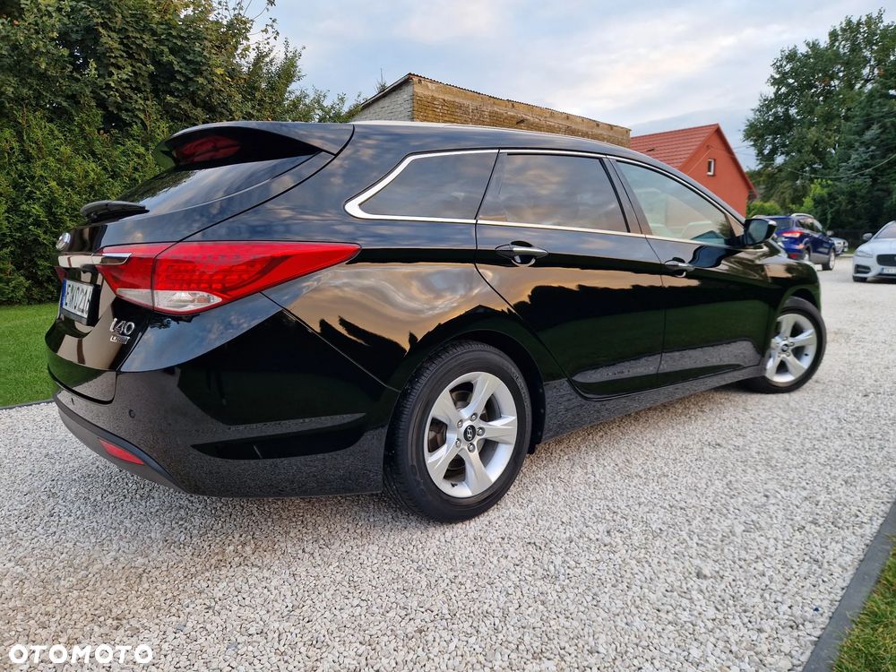 Hyundai i40 i40cw 1.7 CRDi Automatik Fifa World Cup Edition - 3