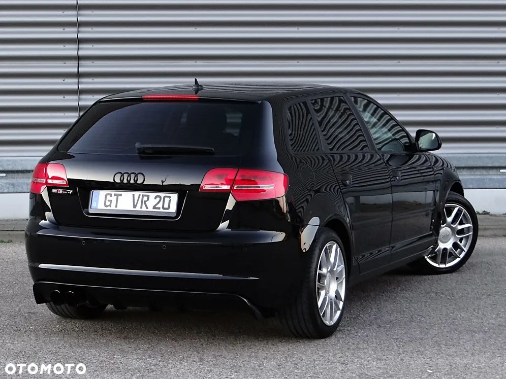 Audi A3 Sportback 1.8 TFSI quattro Ambiente - 4