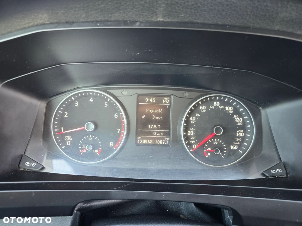 Volkswagen Transporter - 16