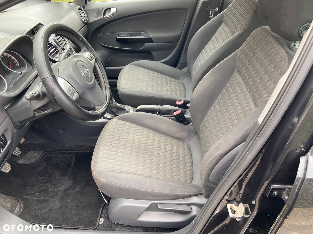 Opel Corsa - 12