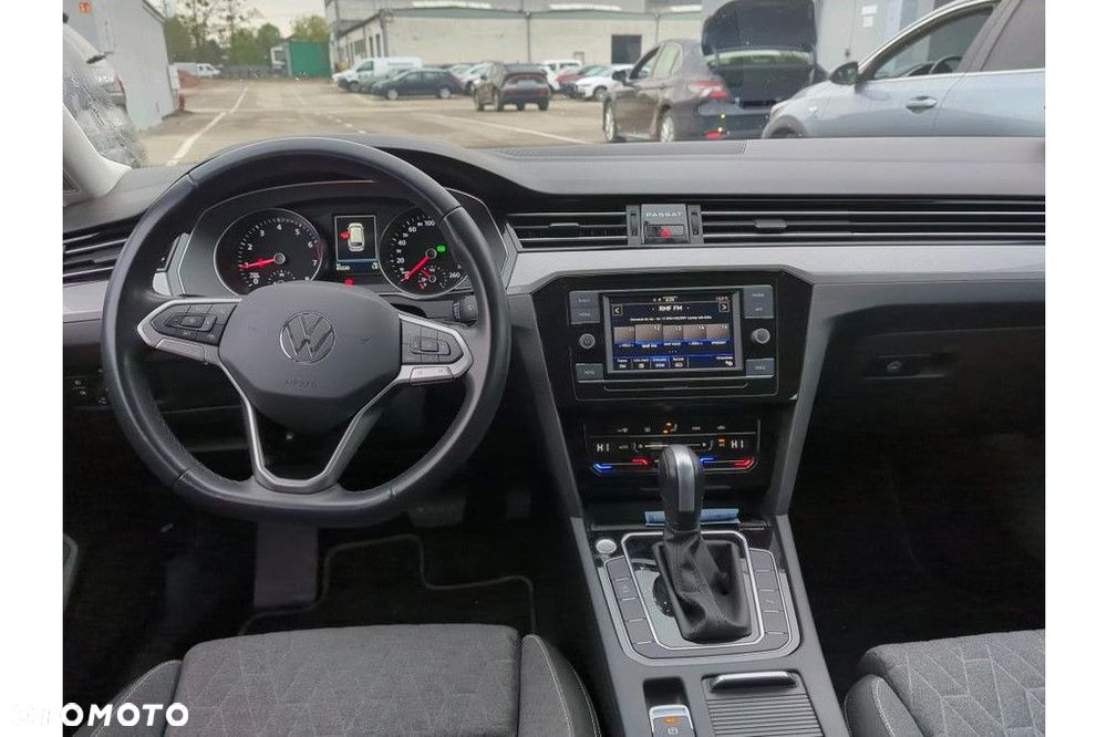 Volkswagen Passat Variant 1.5 TSI EVO Business DSG - 8