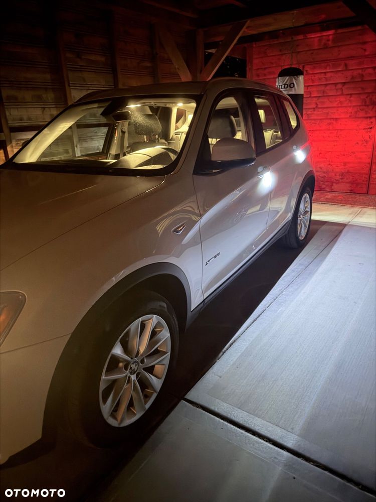 BMW X3 xDrive28i xLine - 39