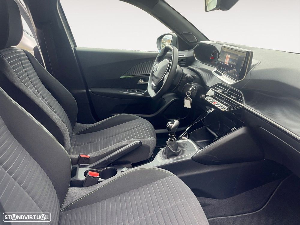 Peugeot 2008 1.2 PureTech Active - 15