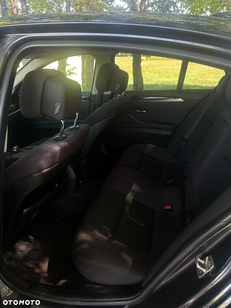 BMW Seria 5 520d - 9