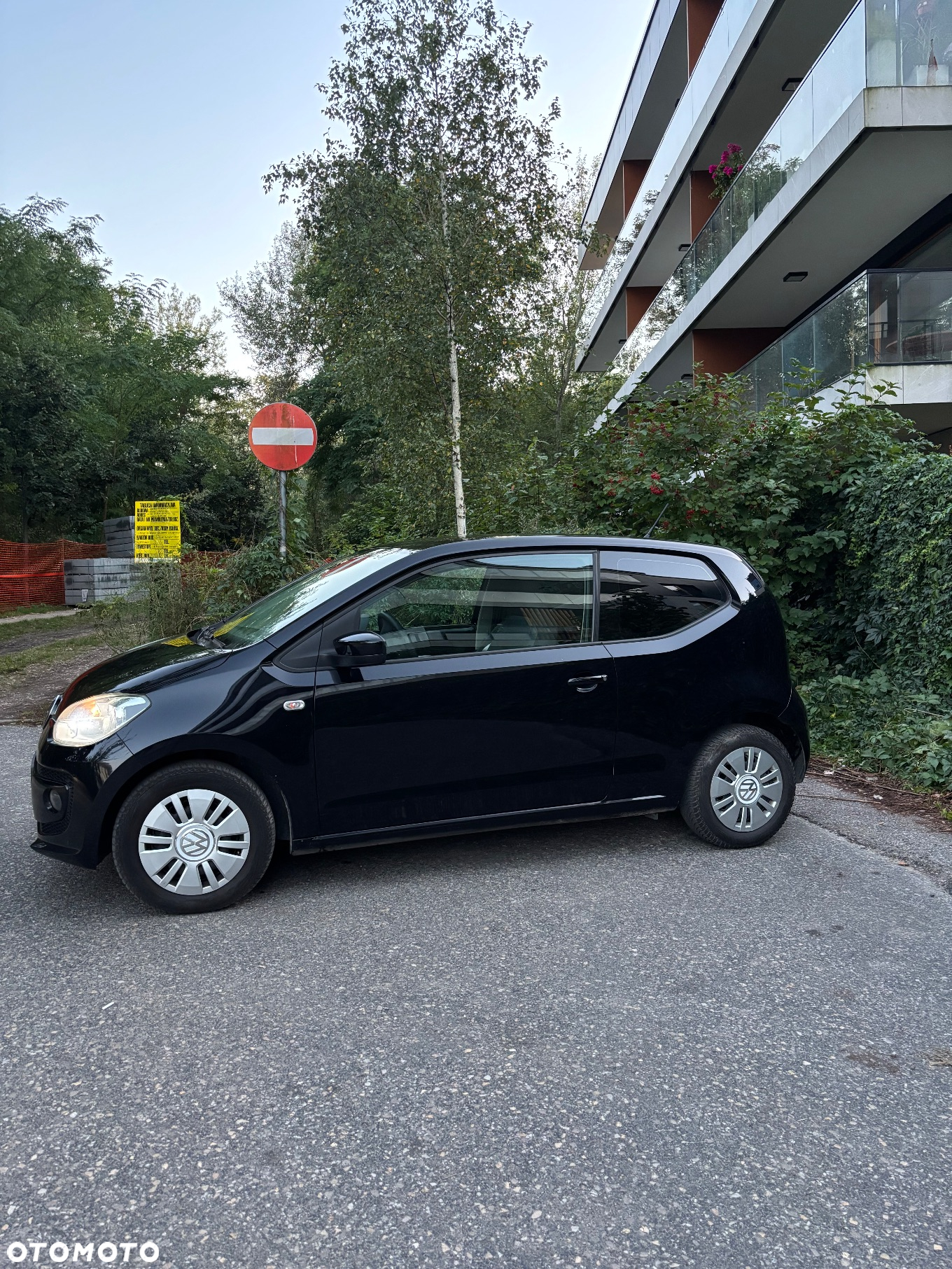 Volkswagen up! - 12