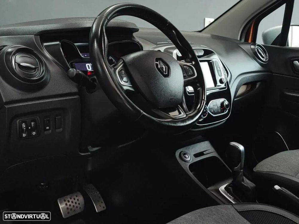Renault Captur 1.5 dCi Exclusive EDC - 21