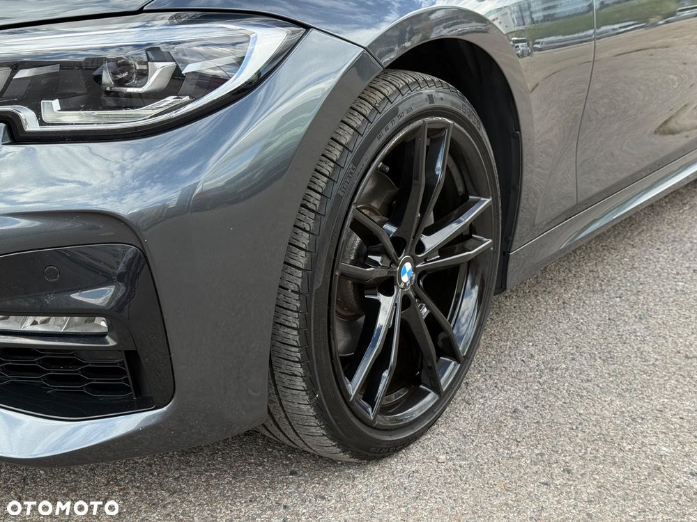 BMW Seria 3 330i xDrive M Sport sport - 10