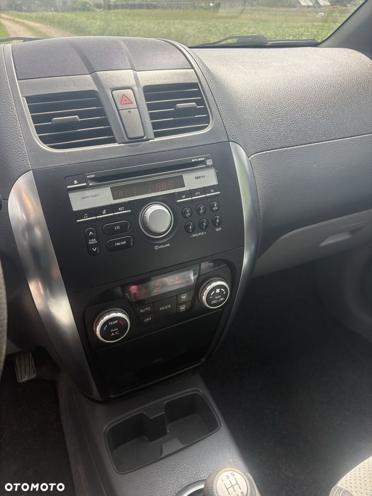 Suzuki SX4 - 6