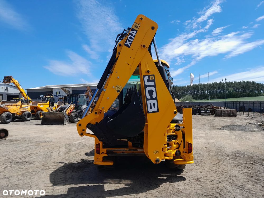 JCB JCB 4CX AEC  2018r - 7