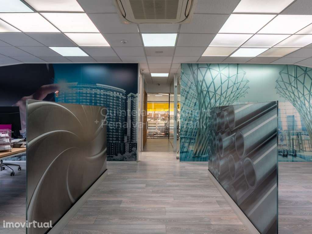 Armazém fabril com 2500 m2, em Alhos Vedros, Moita - Grande imagem: 4/26