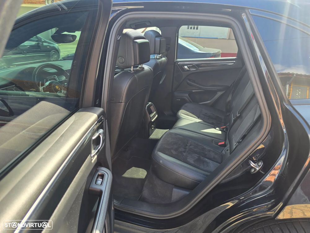 Porsche Macan S - 23