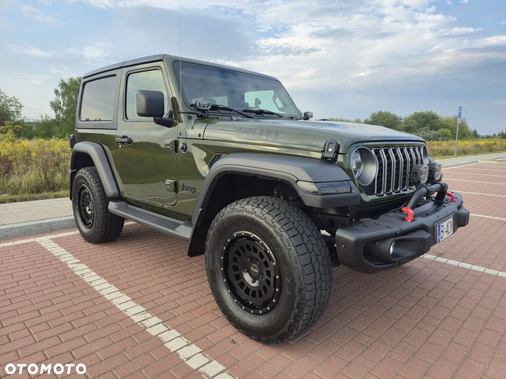 Jeep Wrangler - 1
