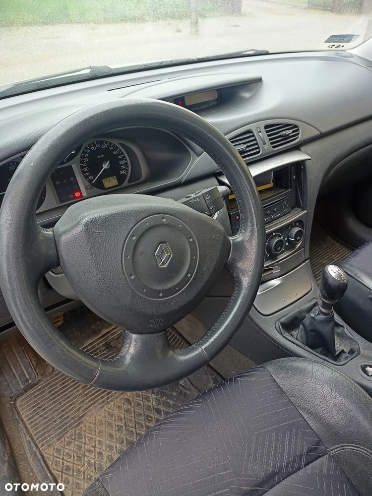 Renault Laguna 1.9 dCi Dynamique - 9