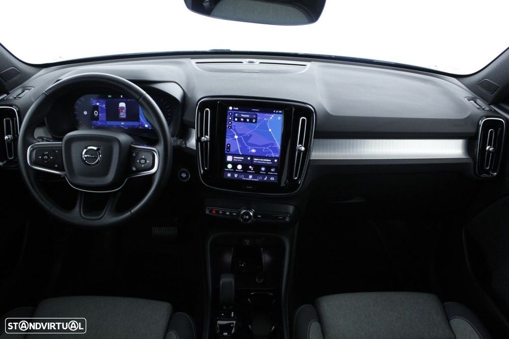 Volvo XC 40 2.0 B3 Plus Dark - 19